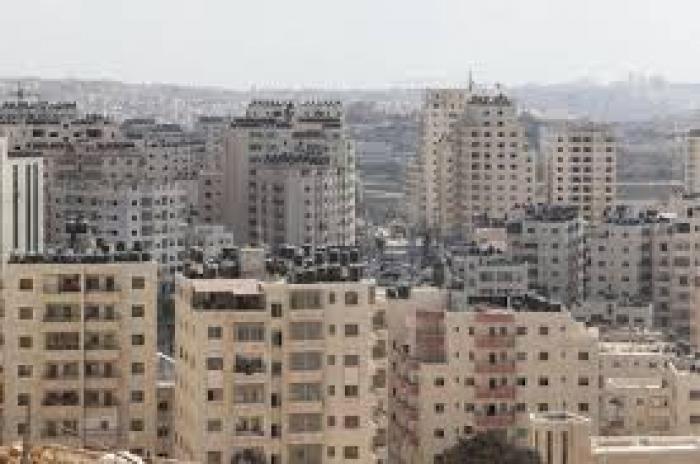 سلطات الاحتلال تستعد لهدم خمس عمارات سكنية في كفر عقب