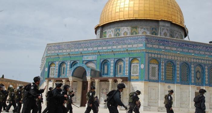 توتر بالقدس بعد إغلاق مداخل العديد من الأحياء وسط اقتحامات للمتطرفين