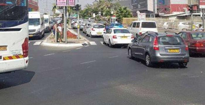 اعتقال فلسطيني بعد عملية تفتيش واسعة النطاق في تل ابيب