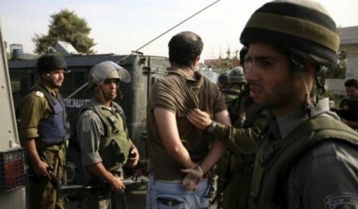 حملة اعتقالات وتفتيش عشرات المنازل في كفر قليل جنوب نابلس