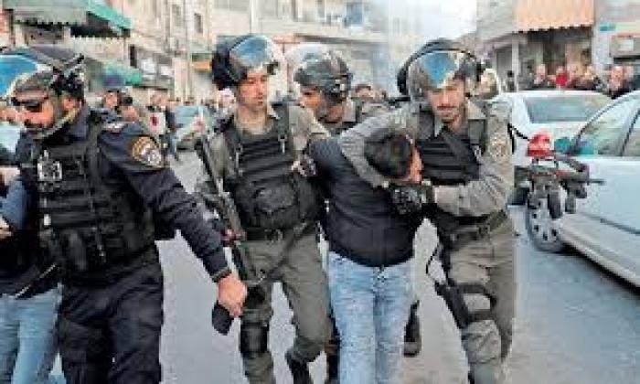 بالأسماء: حملة مداهمات واعتقالات واسعة بالضفة
