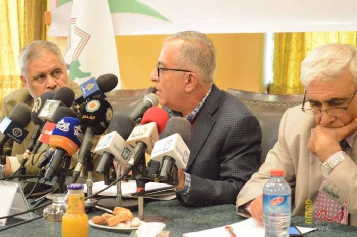 قيادات فتحاوية تستنكر موقف الناطق باسم «فتح» من زيارة فياض لغزة