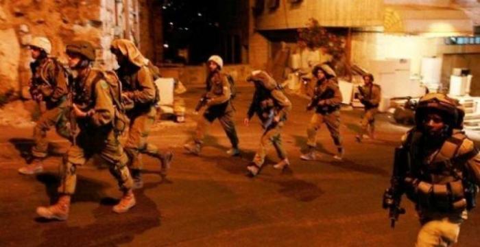 القناة العاشرة : لفت نظر وسجن للضباط المسؤولين عن اقتحام قلنديا
