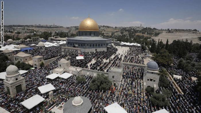 وفدي أردني يصل القدس لتجهيز الكاميرات التي ستبث ما يجري للعالم