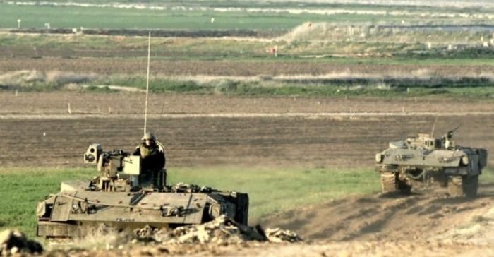 جرافات الإحتلال تتوغل بشكل محدود شرق غزة