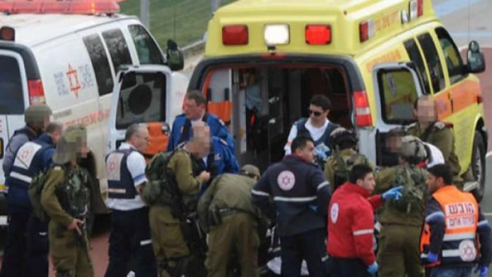 إصابة صهيونية جراء طعن في ايلات وفرار المنفذ