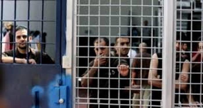 بالأسماء: خمسة أسرى يدخلون أعوامًا جديدة داخل سجون الاحتلال