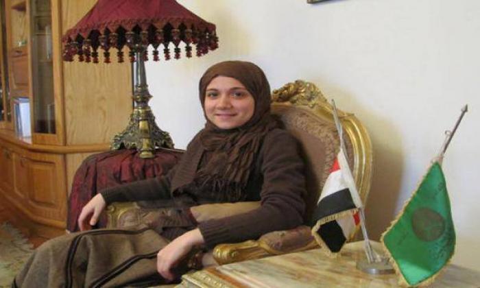 بالفيديو..سر المرأة الوحيدة المتهمة فى قضية “التخابر” مع حماس