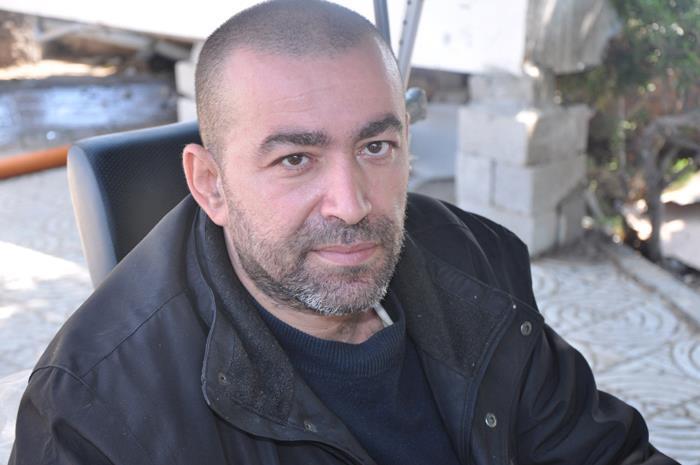 الكاتب هشام ساق الله