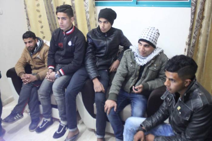 16395618_1748110175506145_1718158001_n